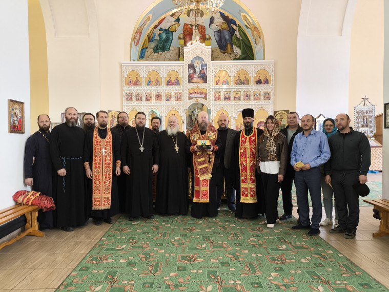 По благословению Святейшего Патриарха Московского и всея Руси Кирилла в Скадовскую епархию Русской Православной Церкви принесена святыня. По благословению Святейшего Патриарха Московского и всея Руси Кирилла в Скадовскую епархию Русской Православной Церкви принесена святыня.